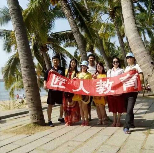 潘胜旺与他的教育信息咨询之路 以计算机软硬件为翼，助力教育腾飞